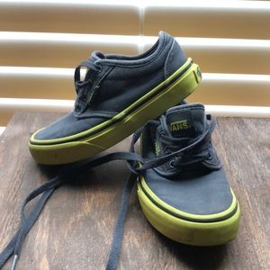 Vans boy shoes